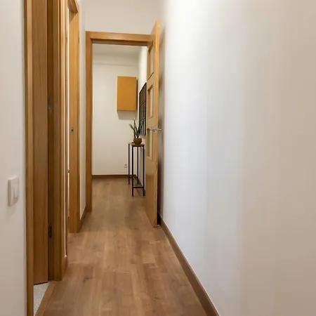 Apartamento Family With 3 Bedrooms For 4 In Eixample Barcelona