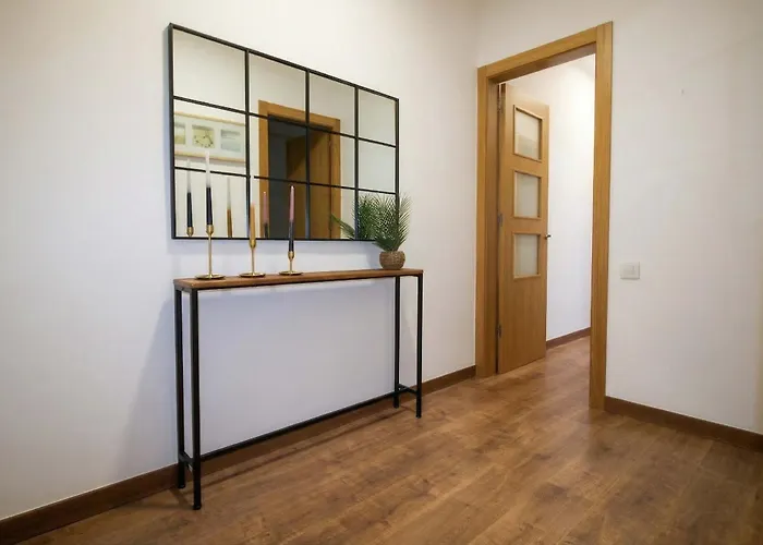Family With 3 Bedrooms For 4 In Eixample Apartamento *